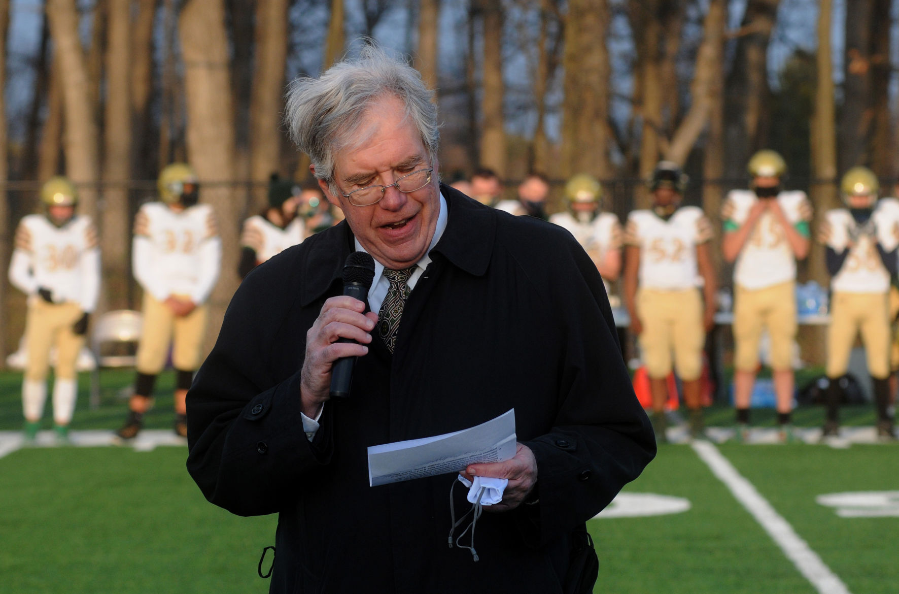 O'Connell helps dedicate new stadium at Pritchard Park